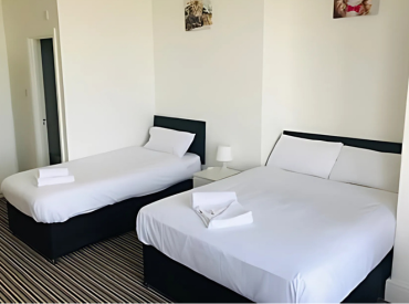 Twin Room En Suit